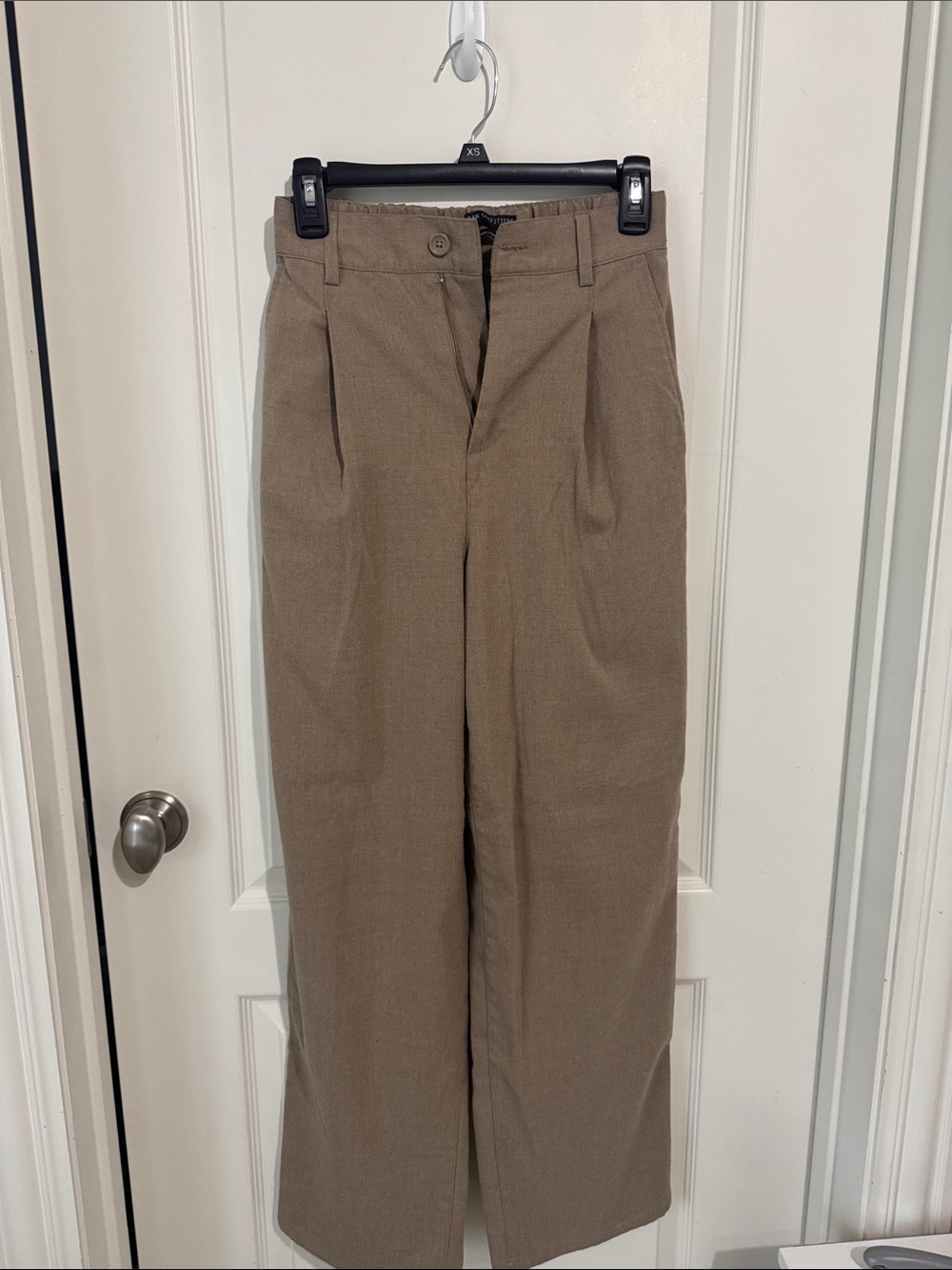 Urban Outfitters  Pleated Wide-Leg
